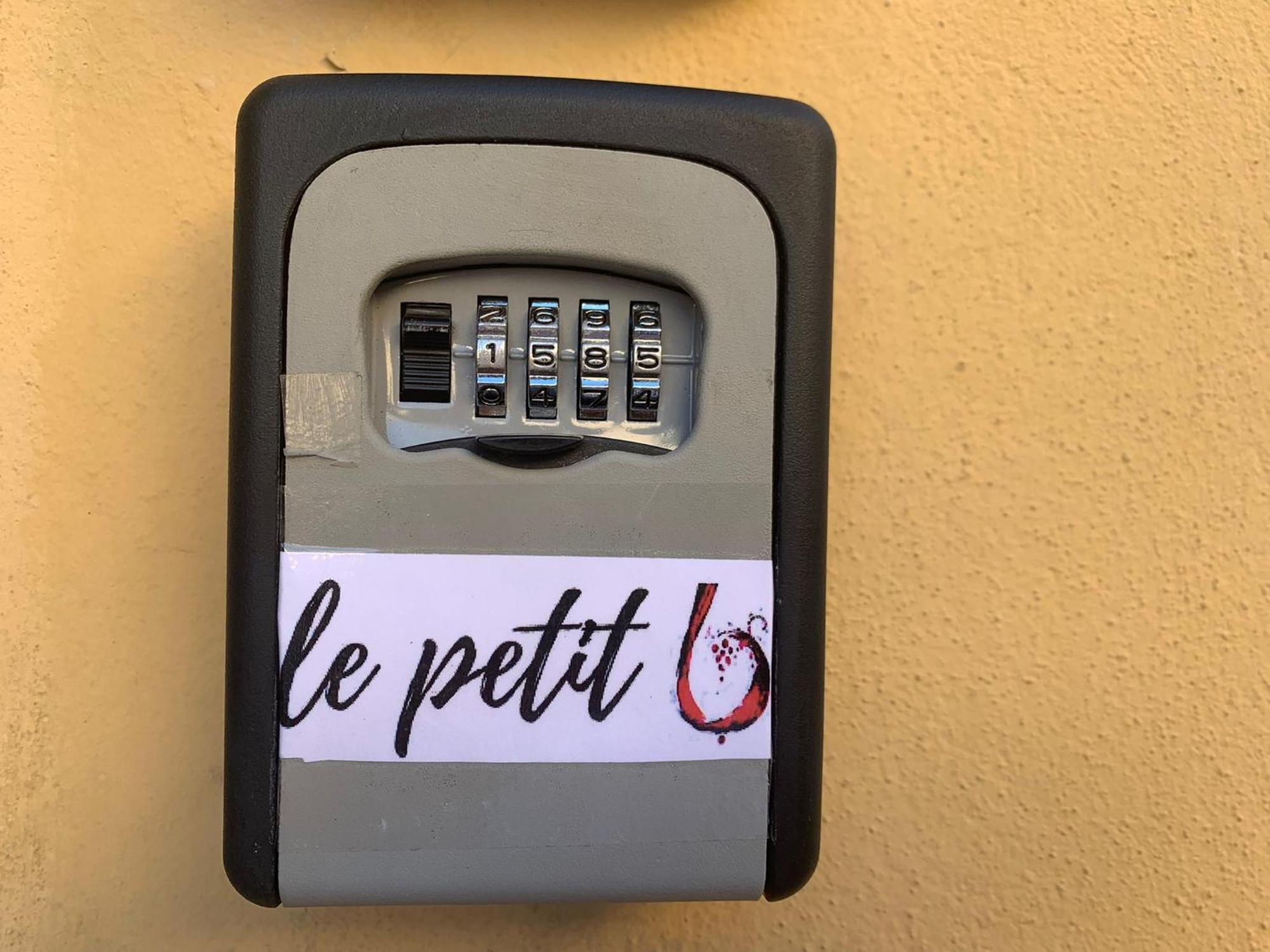 Le Petit *